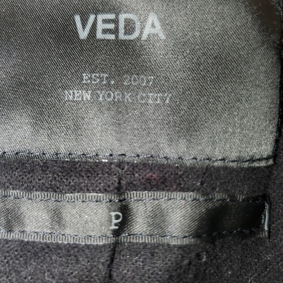 VEDA NYC Gray Black Suede Leather Funnel Neck Crop Jacket Small - Picture 9 of 15